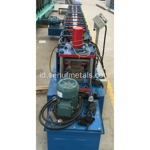 Metal Ridge Roll Forming Machine